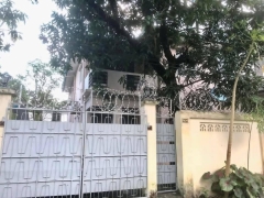 သင်္ဃန်းကျွန်းရတနာလမ်းအနီး လုံဗ္မနီကျောင်းအနီး ၂ထပ်တိုက်ဌားမည်